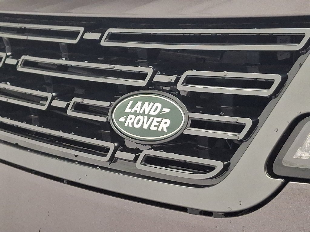 New 2027 Charente Grey Prem Met Land Rover Dynamic SE image 22