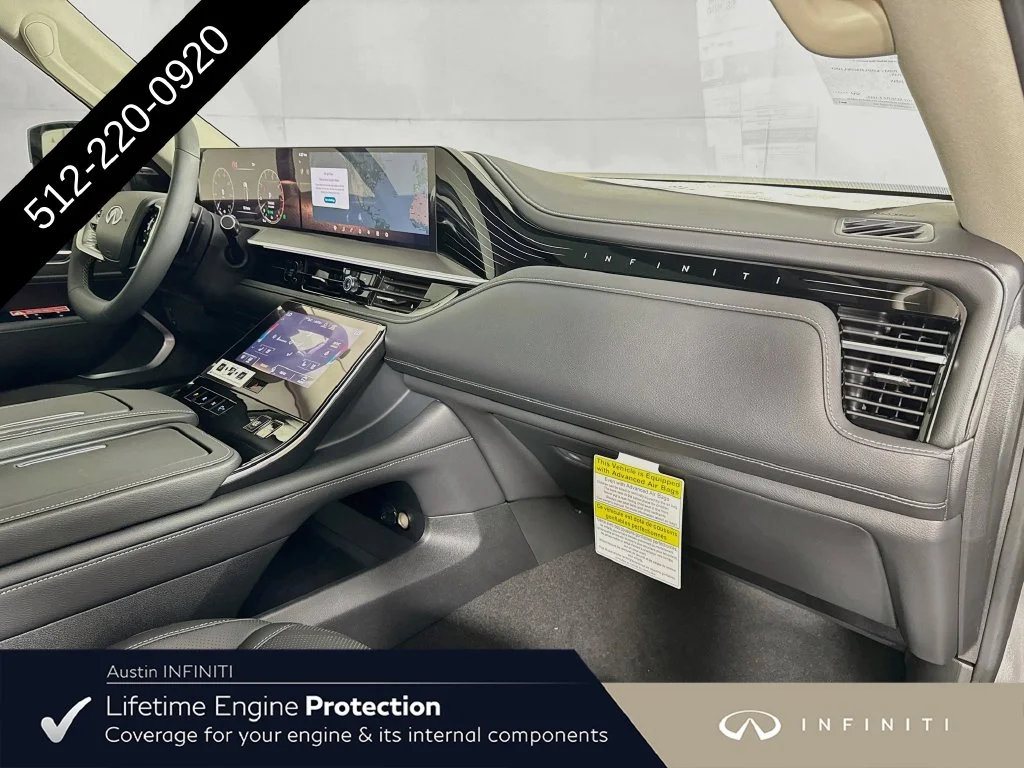 New 2027 Silver INFINITI LUXE image 39