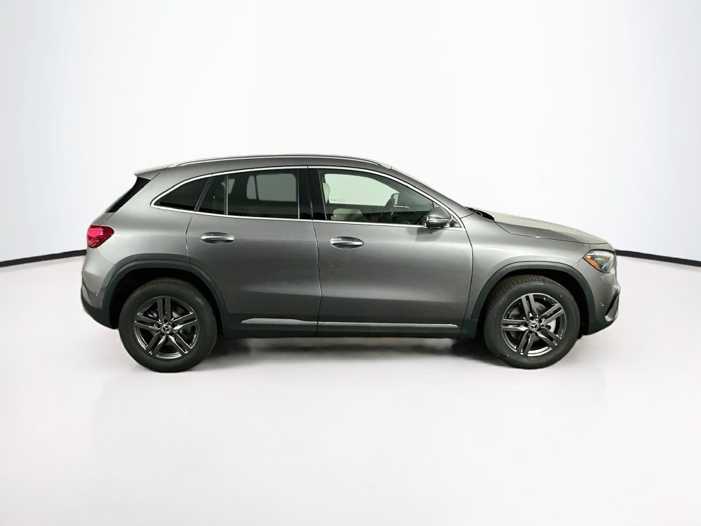 New 2026 Mountain Grey Metallic Mercedes-Benz GLA 250 image 37
