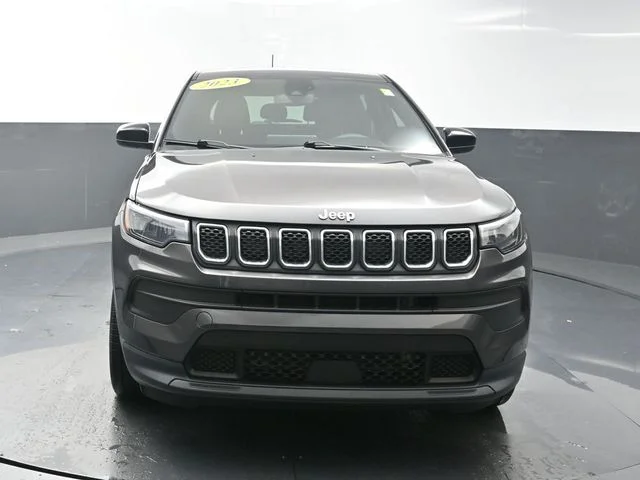 Used 2023 Gray Jeep Sport image 2