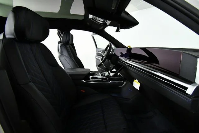 2026 Cadillac Escalade IQL Sport - Photo 14
