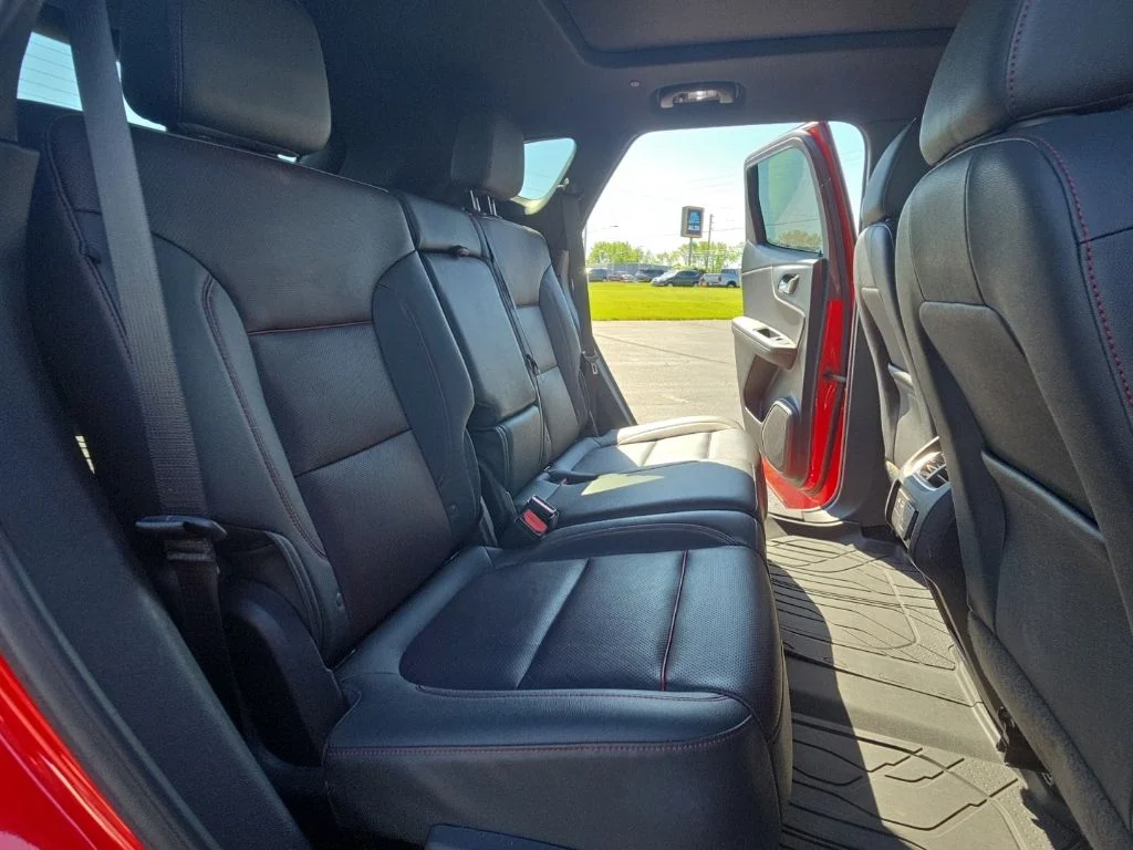 Used 2023 Red Chevrolet RS image 31