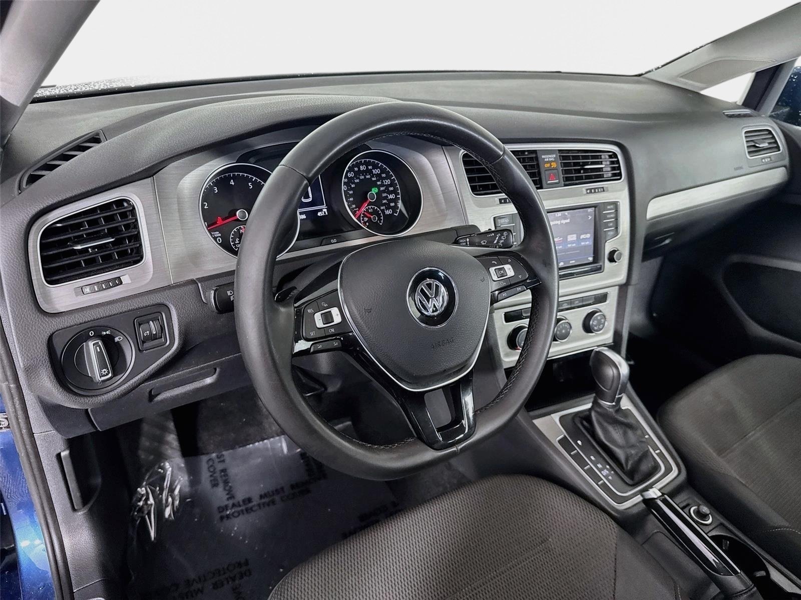 Used 2017 Silk Blue Metallic Volkswagen S image 9