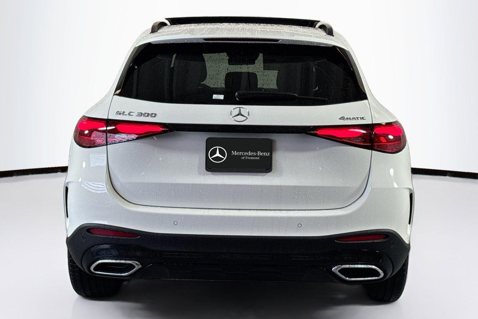 New 2026 Polar White Mercedes-Benz GLC 300 image 6