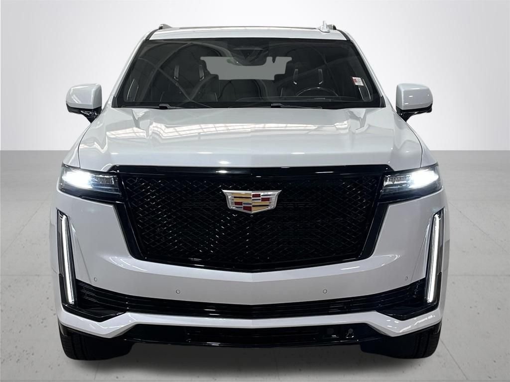 Used 2022 Crystal White Tricoat Cadillac Sport Platinum image 4
