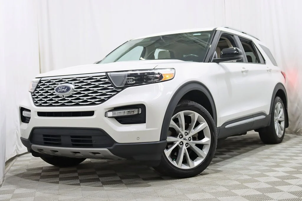 Used 2022 White Ford Platinum image 6