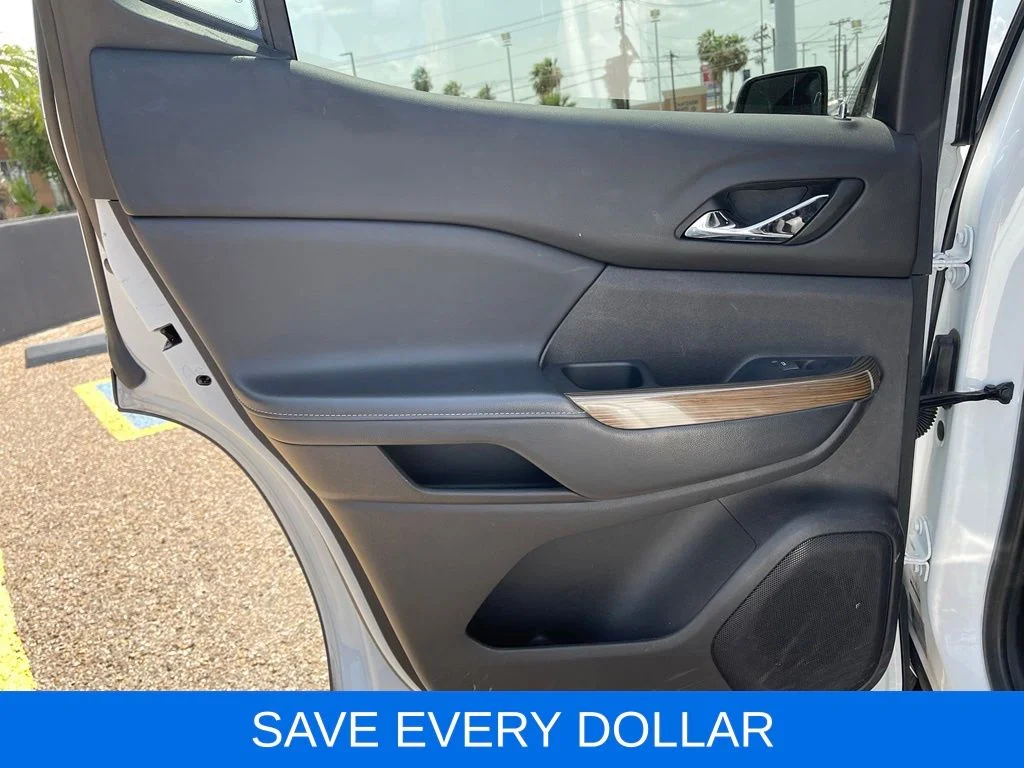 Used 2023 White GMC SLE image 15