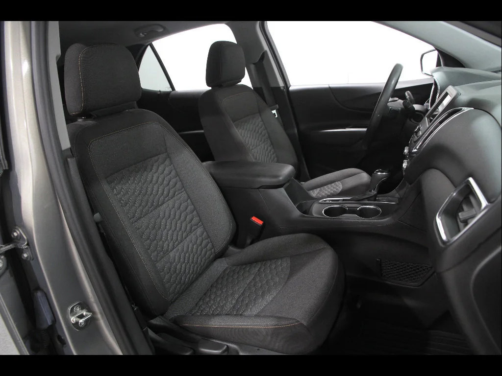 2019 Chevrolet Equinox LT - Photo 16