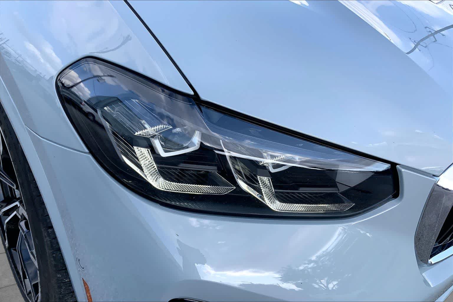 Used 2023 Brooklyn Grey Metallic BMW  image 27