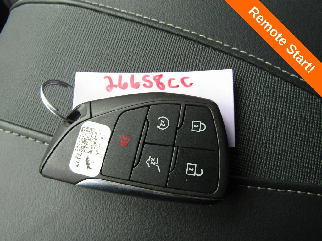 Used 2025 Moonstone Gray Metallic Buick Sport Touring image 25