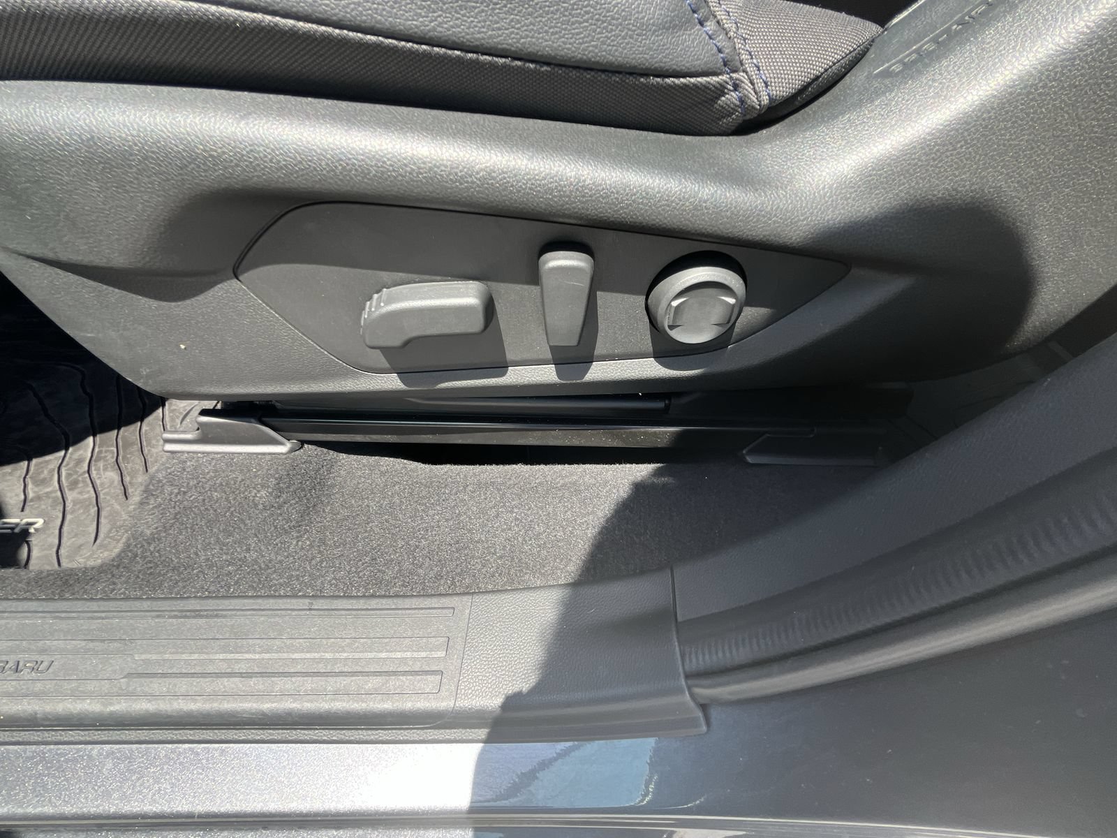 Certified Used 2025 Magnetite Gray Metallic Subaru Premium image 16