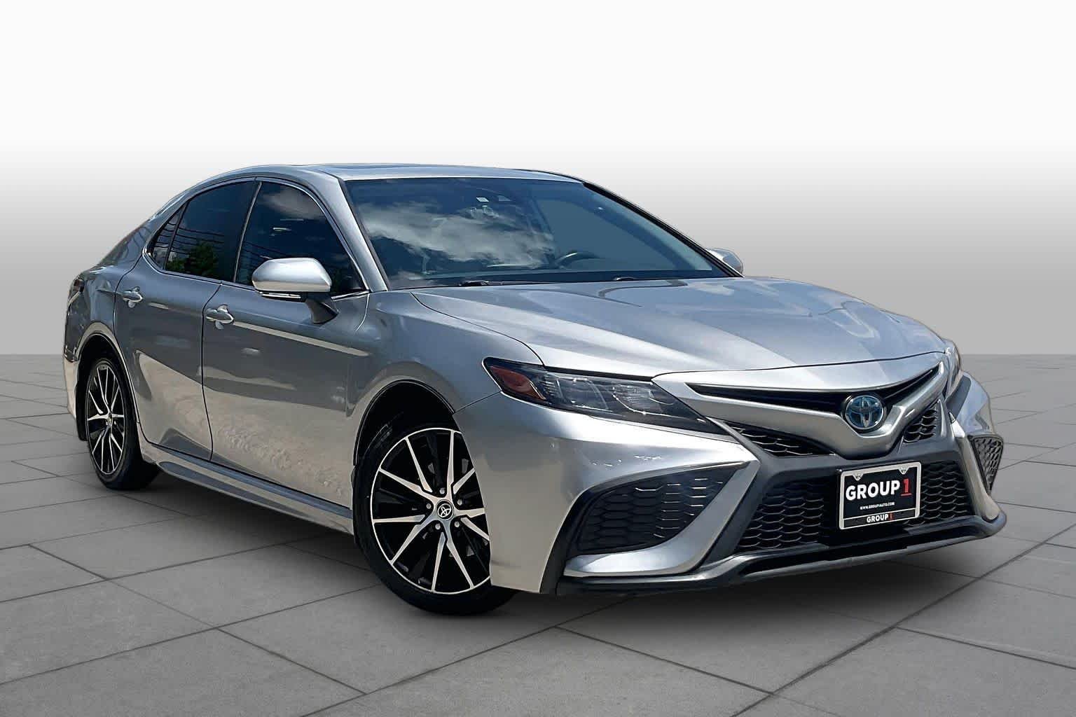Used 2022 Celestial Silver Metallic Toyota Hybrid SE image 3