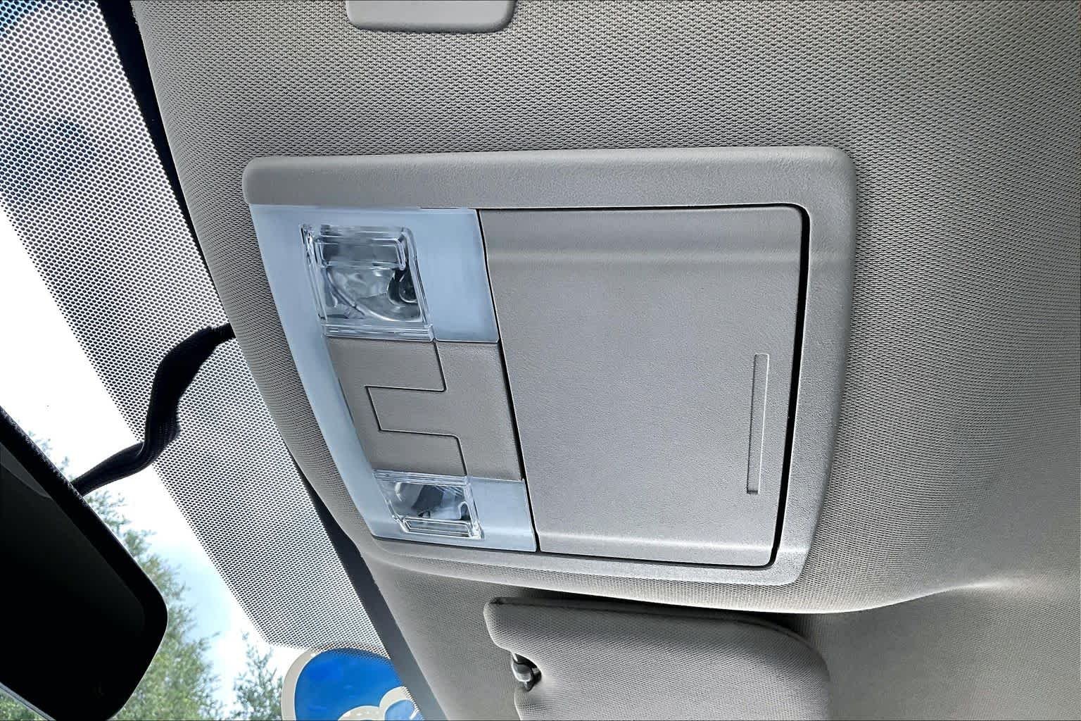 Used 2013 Mineral Grey Metallic Ford SEL image 31