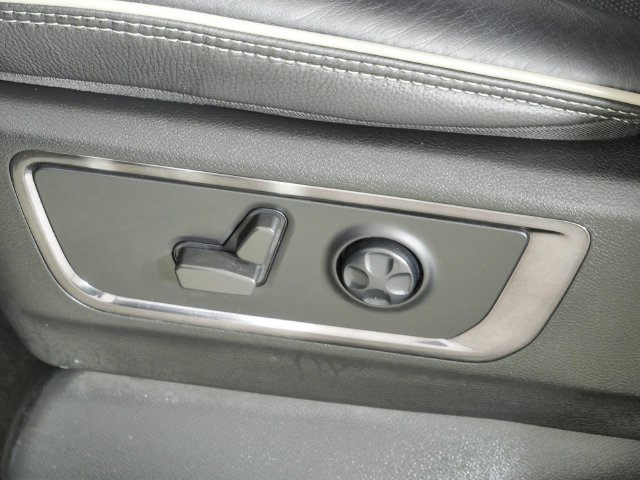 Used 2022 Billet Silver Metallic Clearcoat Ram Limited image 38