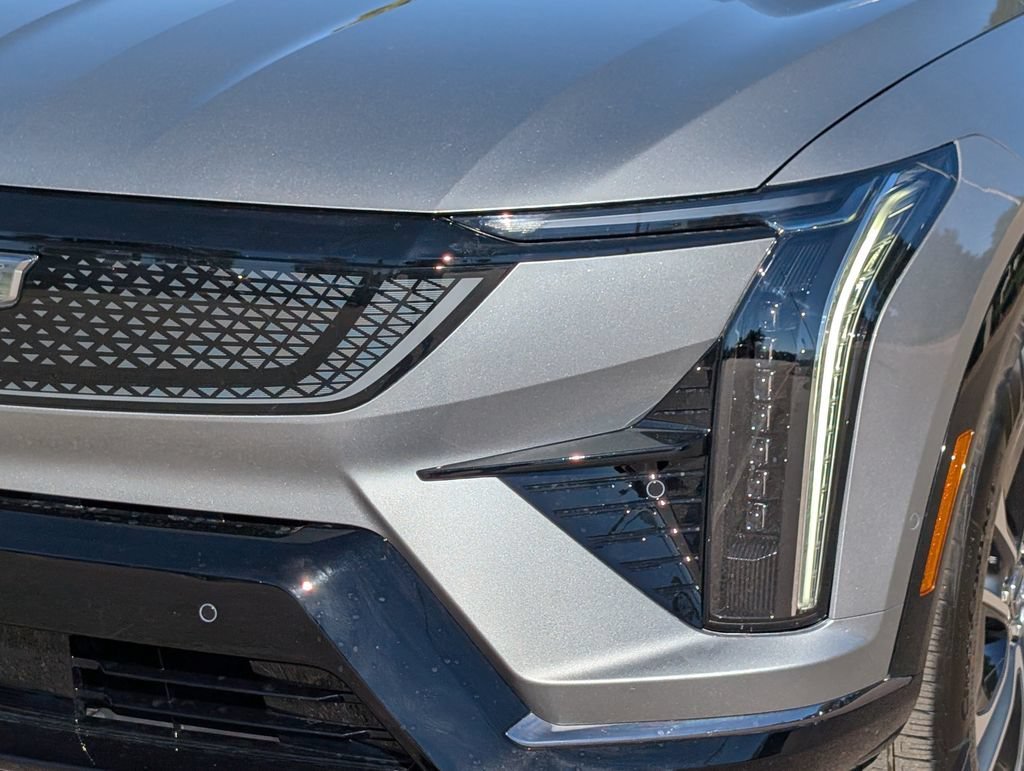 2027 Cadillac OPTIQ Sport - Photo 7