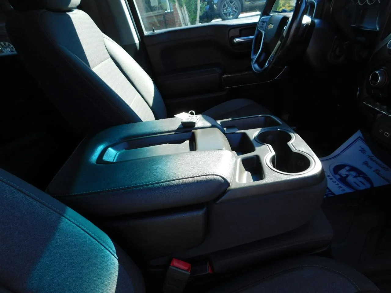 Used 2022 White Chevrolet 4WD CREW CAB 147 in LT W/1L image 21