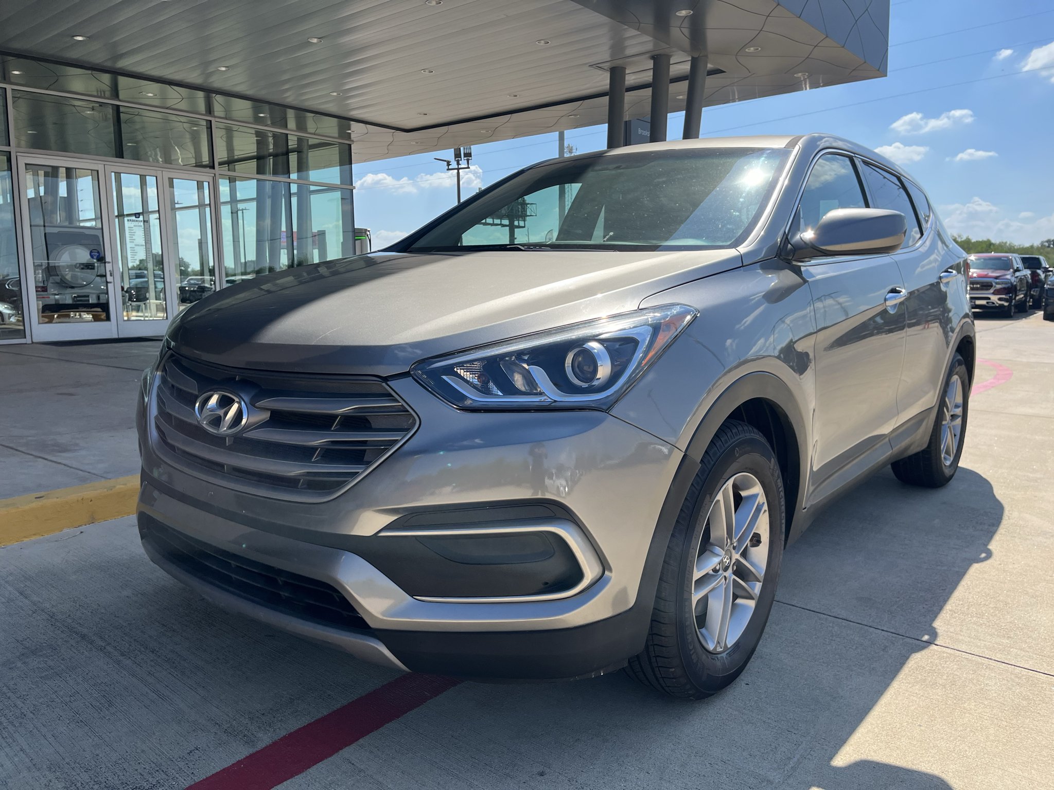 Used 2017 Mineral Gray Hyundai 2.4L image 2