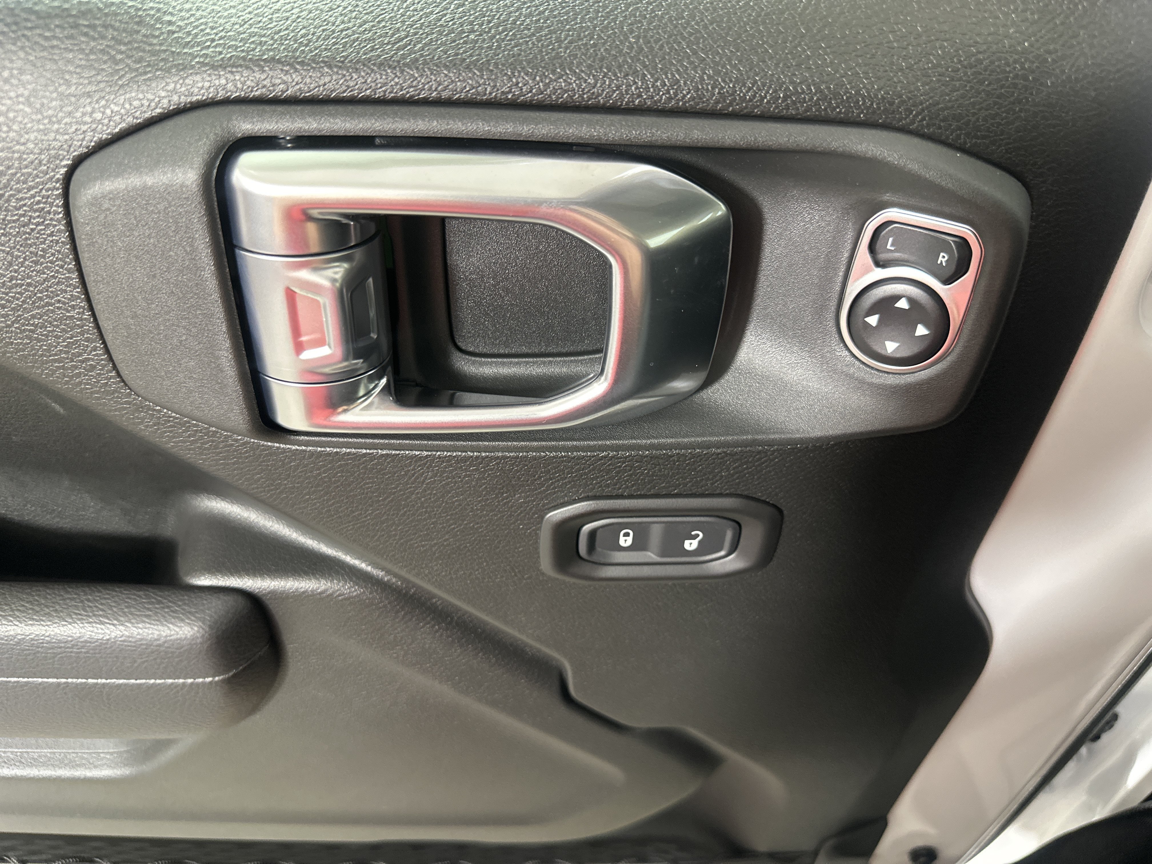 New 2026 Bright White Clearcoat Jeep Sport S image 11