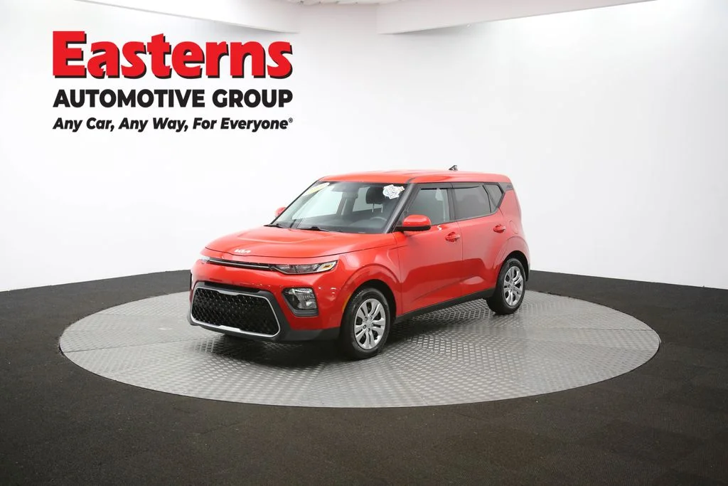 Used 2022 Red Kia LX image 53