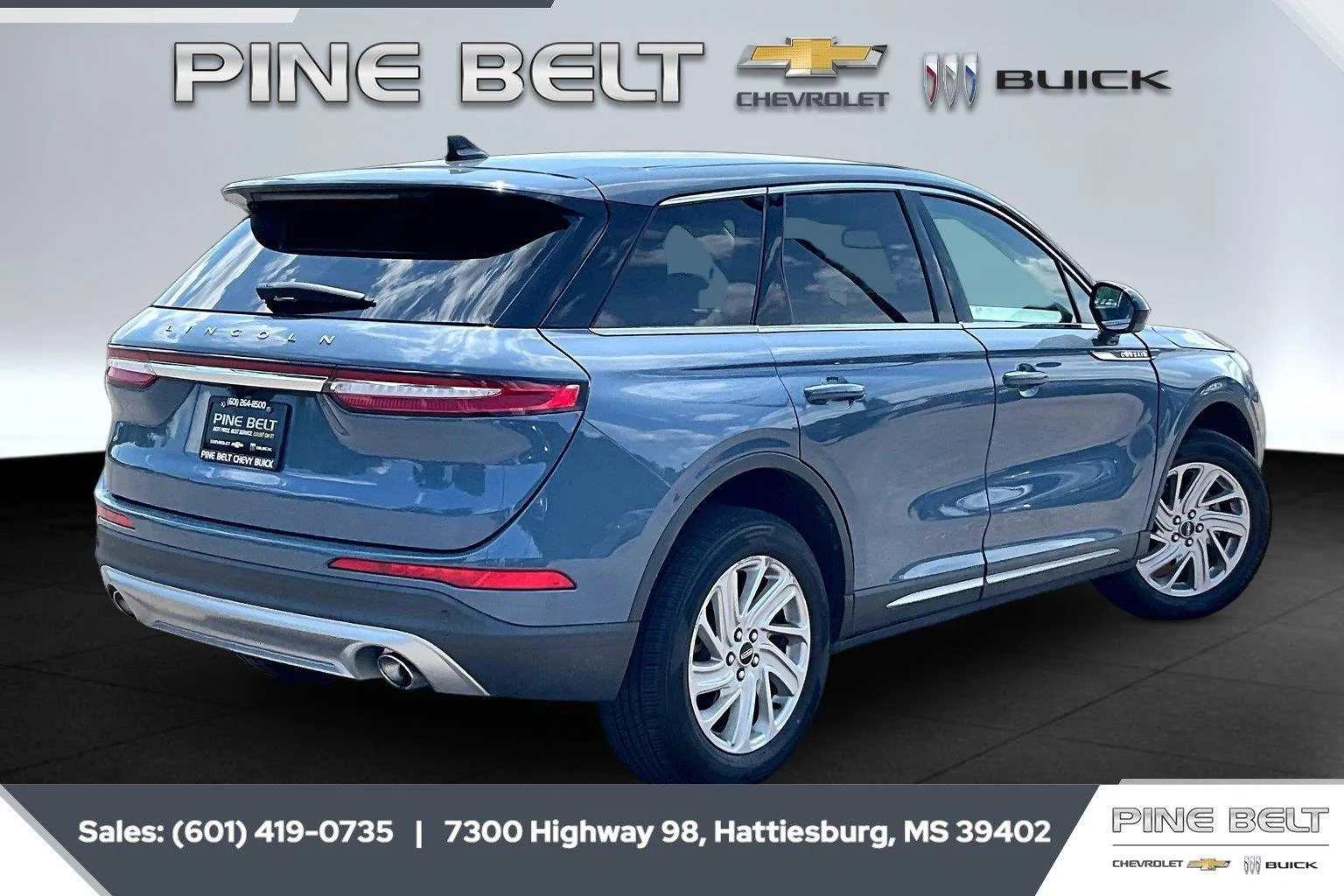 Used 2023 Whisper Blue Metallic Clearcoat Lincoln Standard image 11