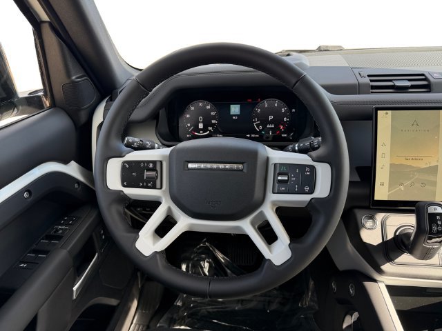 New 2026 Fuji White Land Rover S image 13