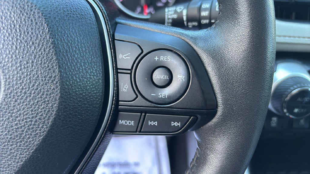 Certified Used 2021 White Toyota XLE image 35
