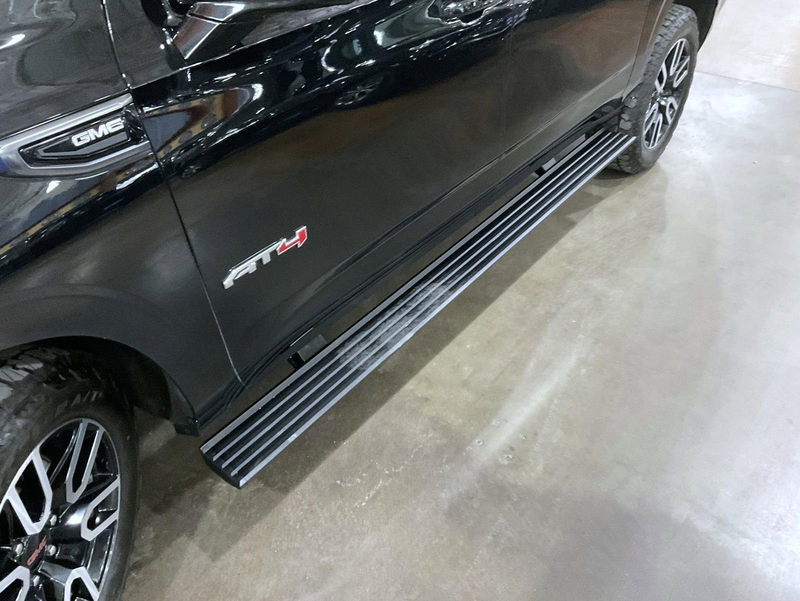 2023 GMC Yukon XL AT4 - Photo 22