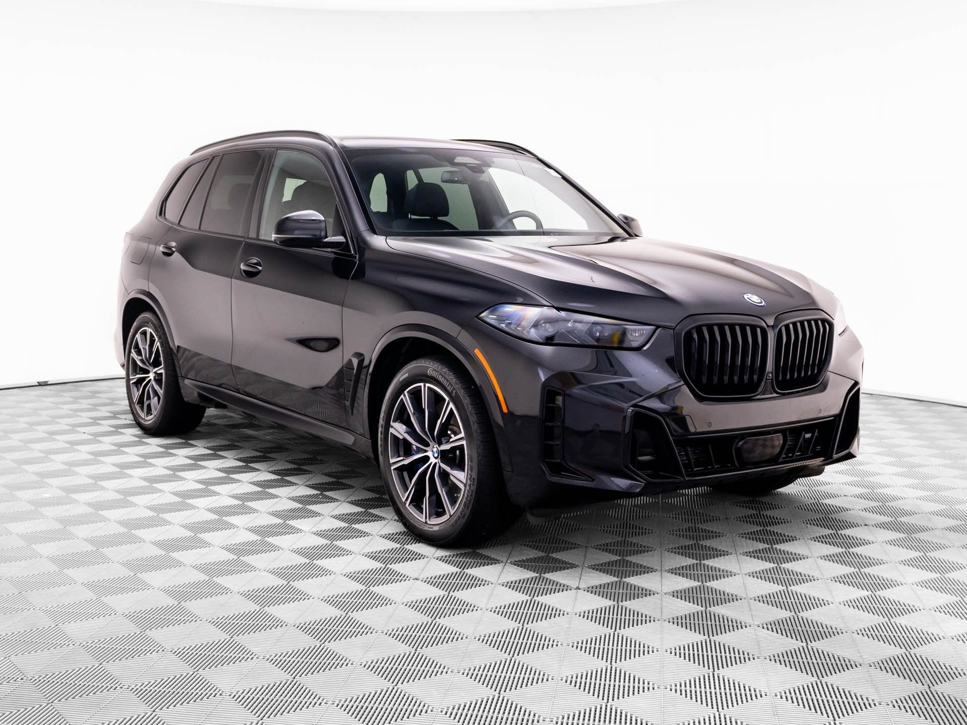 Used 2026 Black BMW xDrive50e image 8
