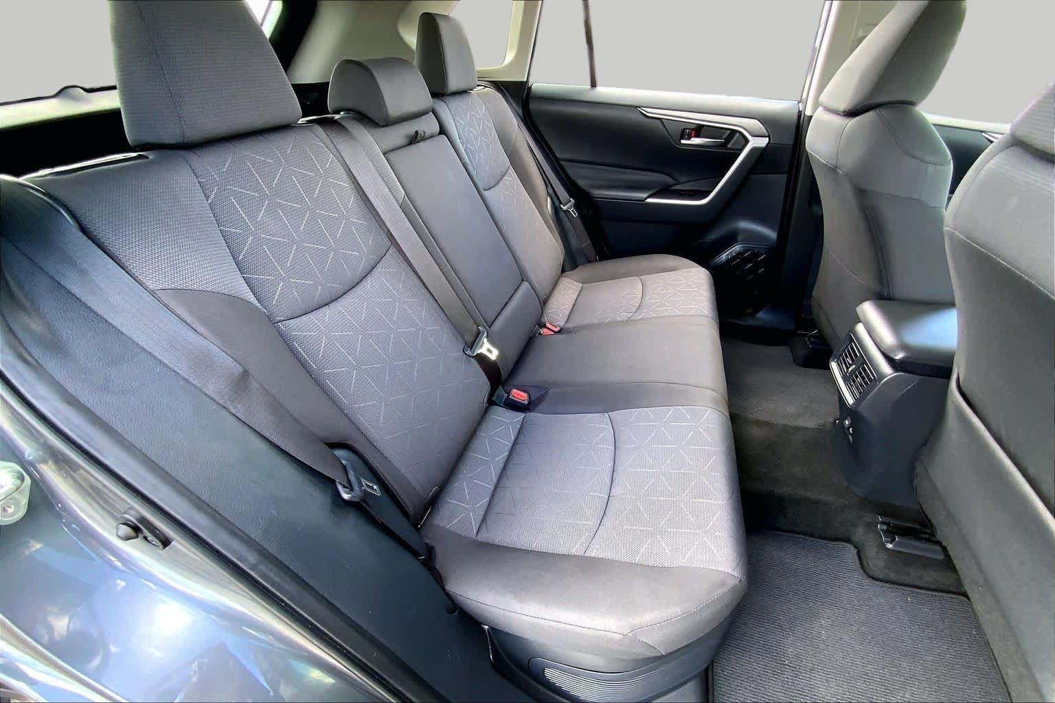 Used 2024 Magnetic Gray Metallic Toyota Hybrid XLE image 19