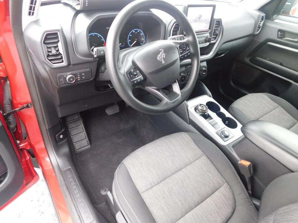 Used 2021 Red Ford Big Bend image 13