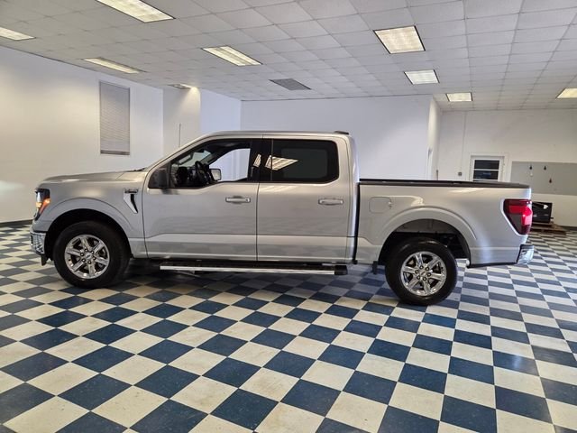 Used 2024 Silver Ford XLT image 4