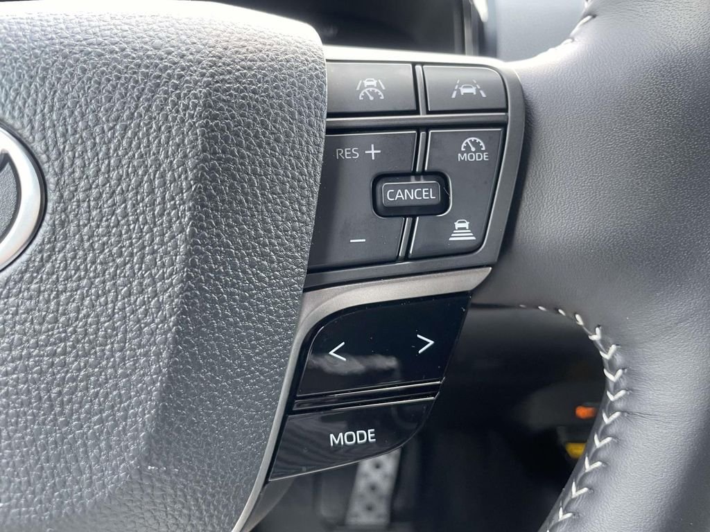 Used 2025  Toyota SE image 20