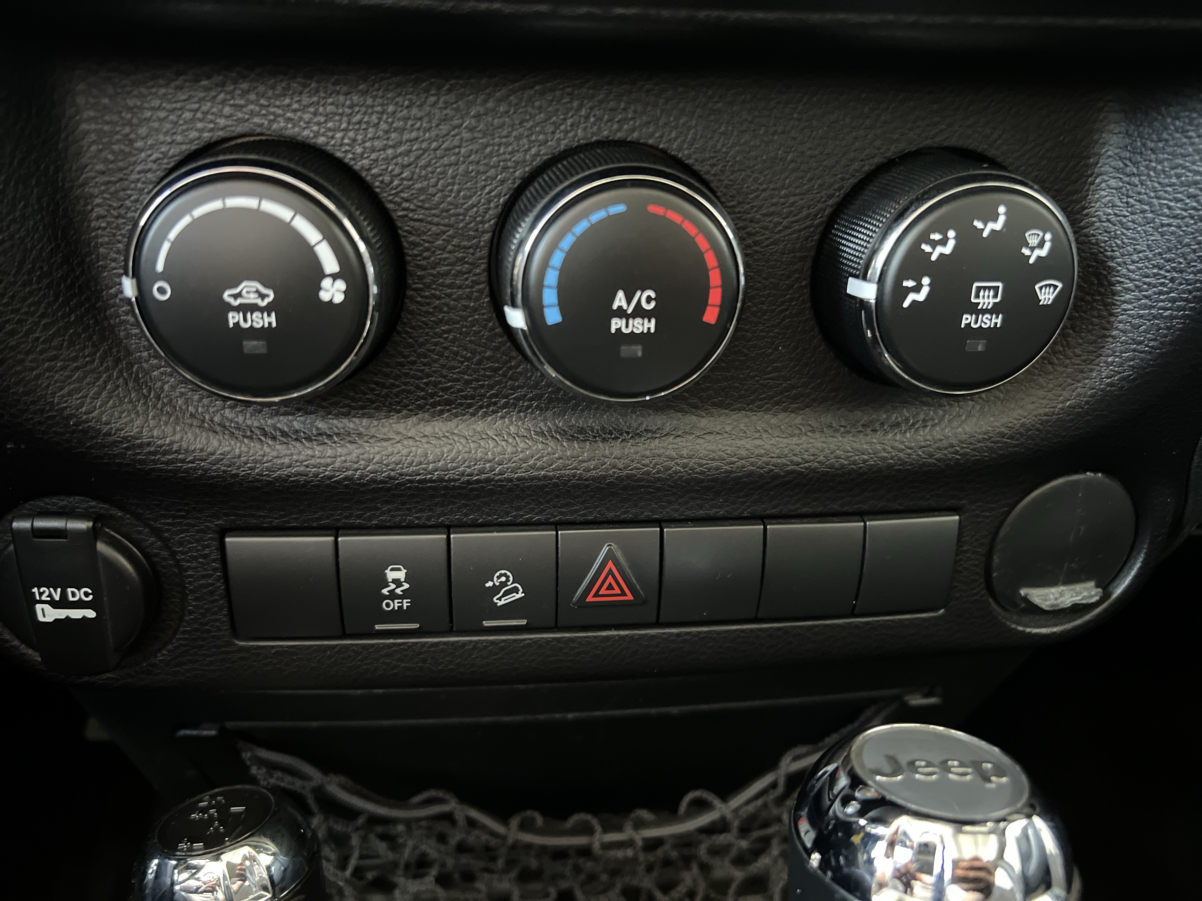 Used 2017 Gray Jeep Sport image 21