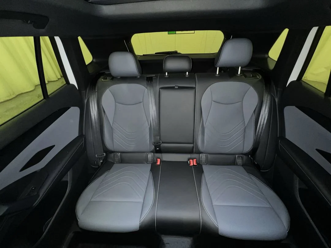 2026 Volkswagen Tiguan SE R-LINE BLACK - Photo 21