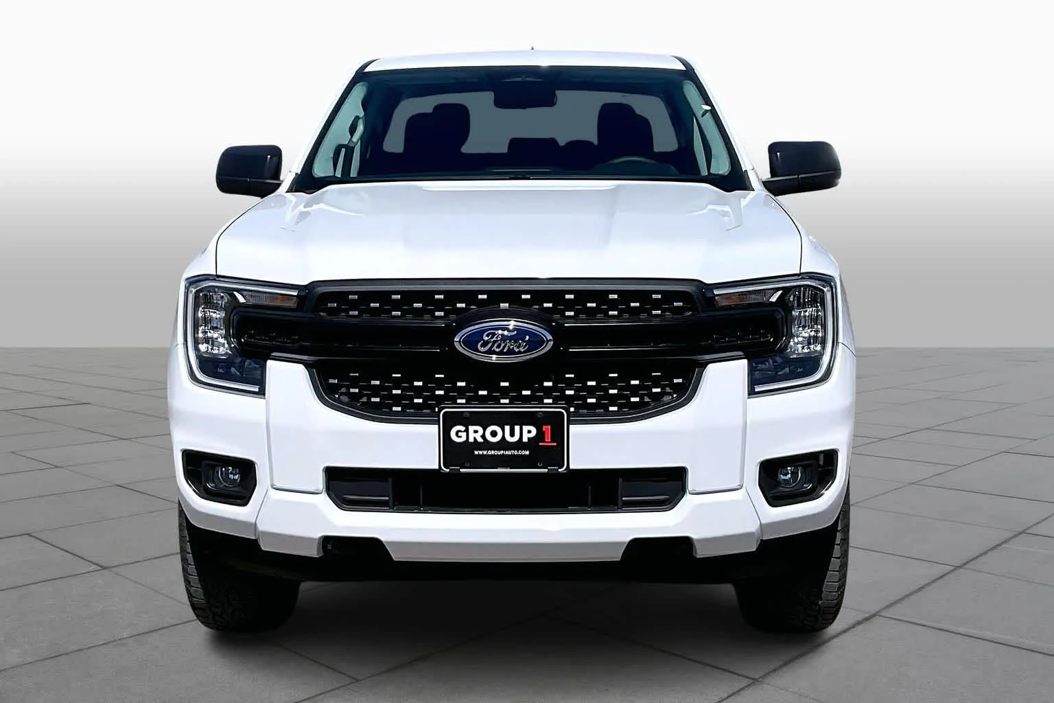 New 2026 Oxford White Ford XL image 3