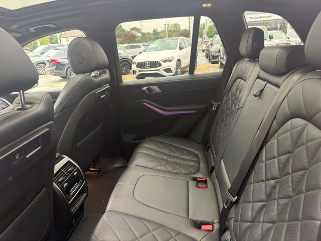 Used 2023 Black BMW xDrive40i image 11