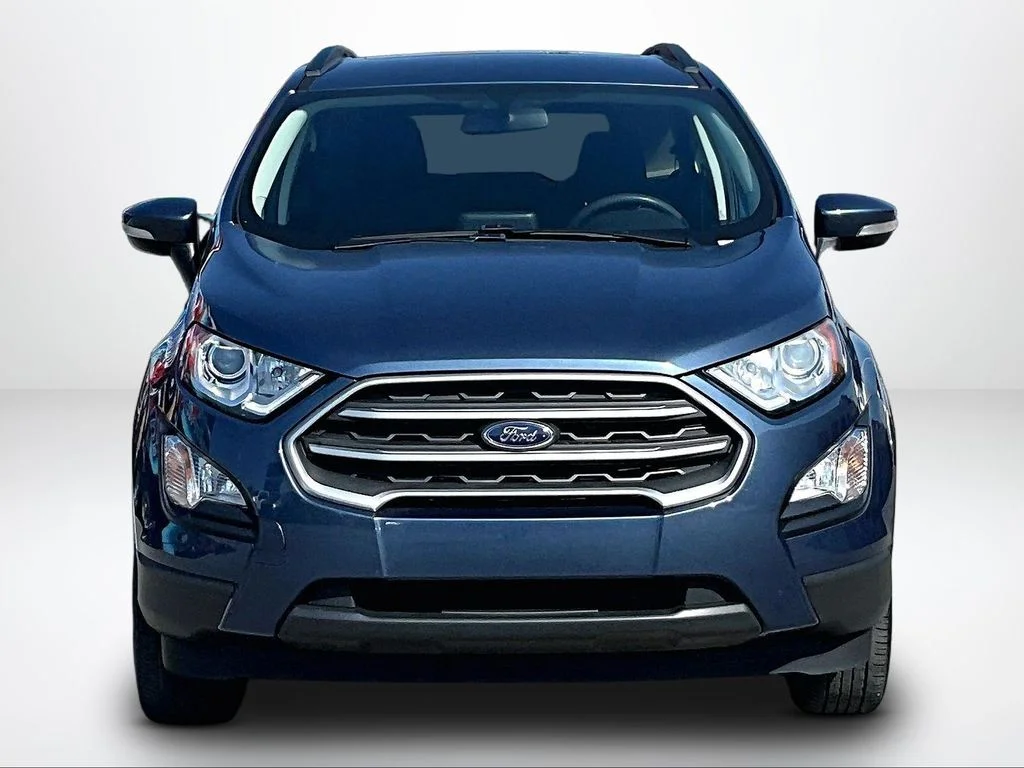 Used 2022 Blue Ford SE image 4