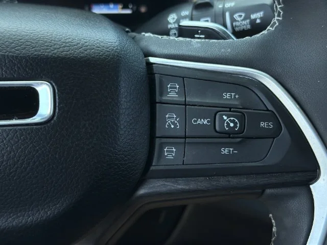 Used 2025 Black Jeep Limited image 28