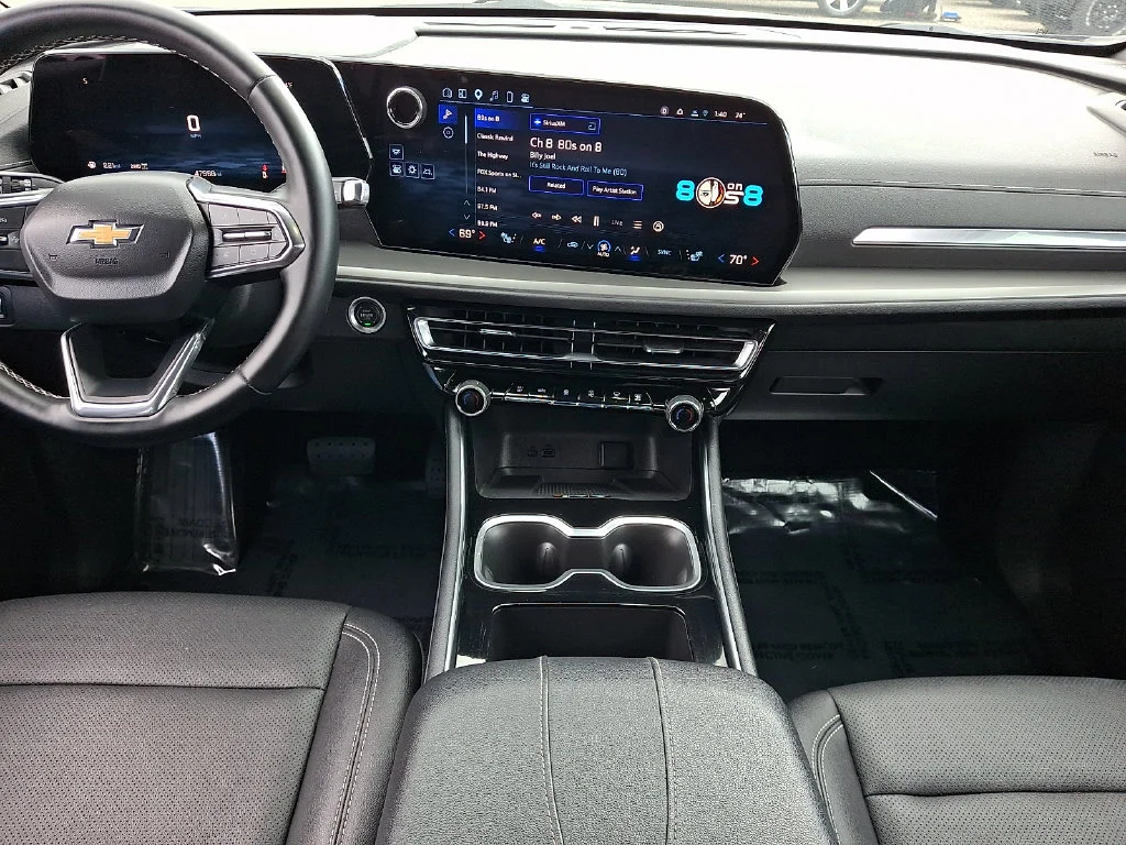 Used 2025 Blue Chevrolet LT image 16