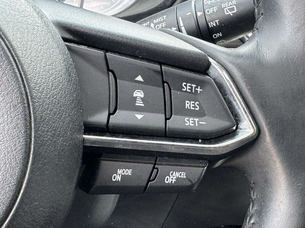 Used 2018 Deep Crystal Blue Mica Mazda Grand Touring image 28