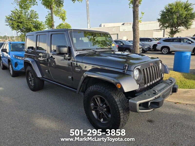 Used 2017 Crystal Metallic JEEP UNLIMITED SAHARA image 3