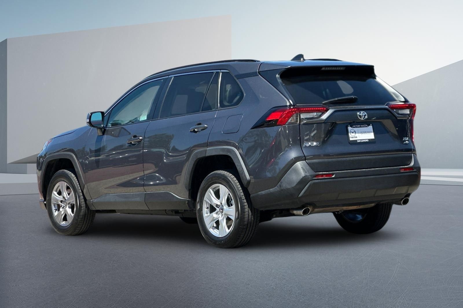 Used 2025 Gray Toyota XLE image 6