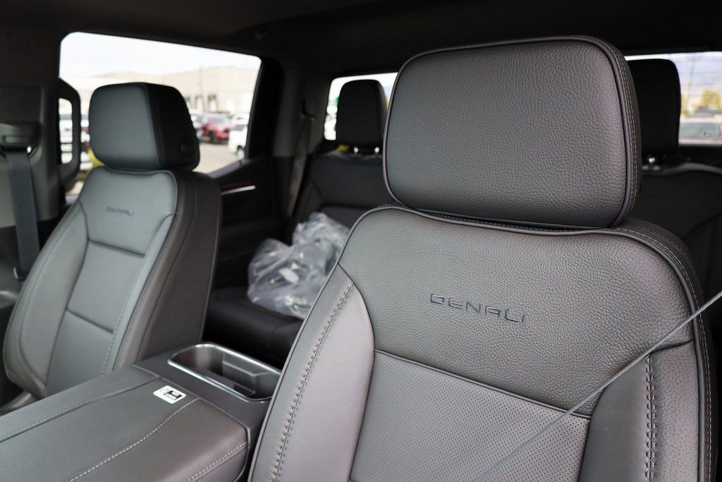 2026 GMC Sierra 1500 Denali - Photo 18