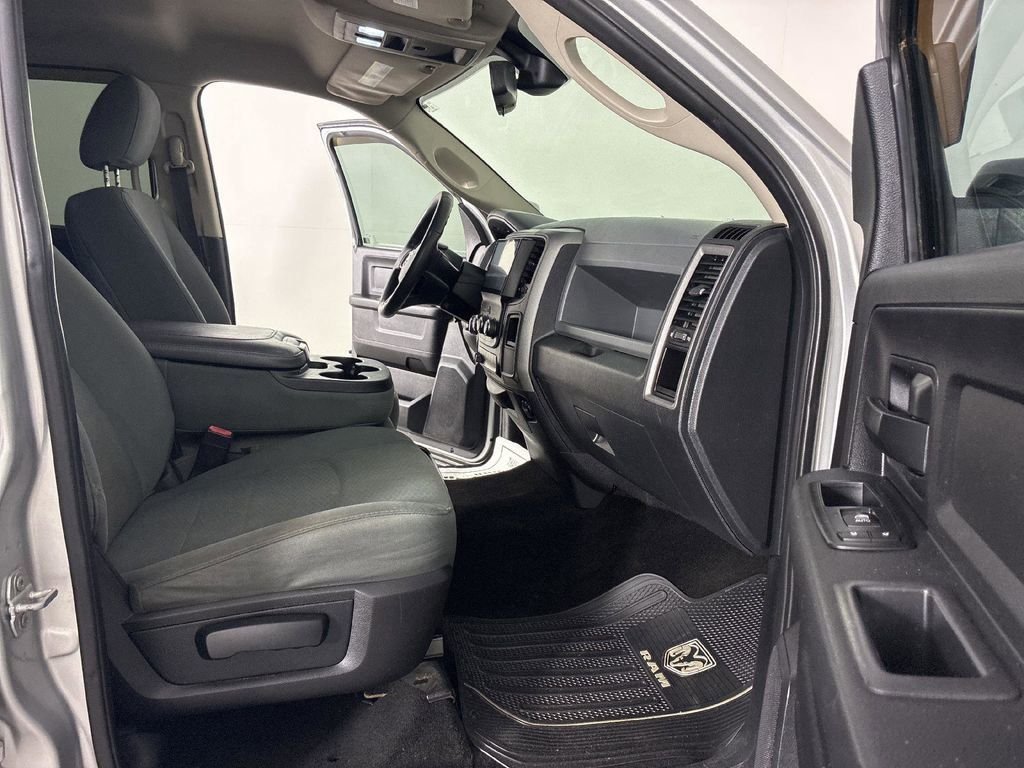 2016 RAM Ram 1500 Pickup Tradesman - Photo 16