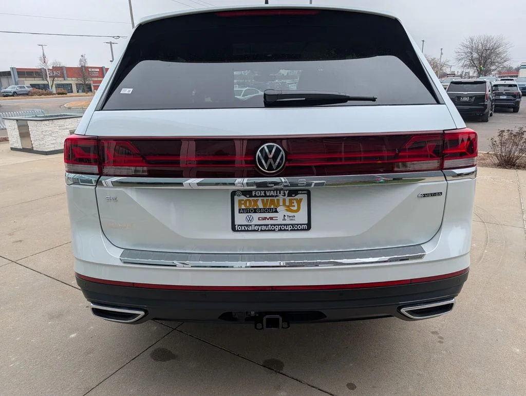 New 2026 White/off-white Volkswagen 2.0T SE w/Technology image 4