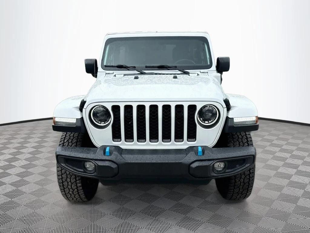 Used 2023 White Jeep Rubicon 4xe image 2