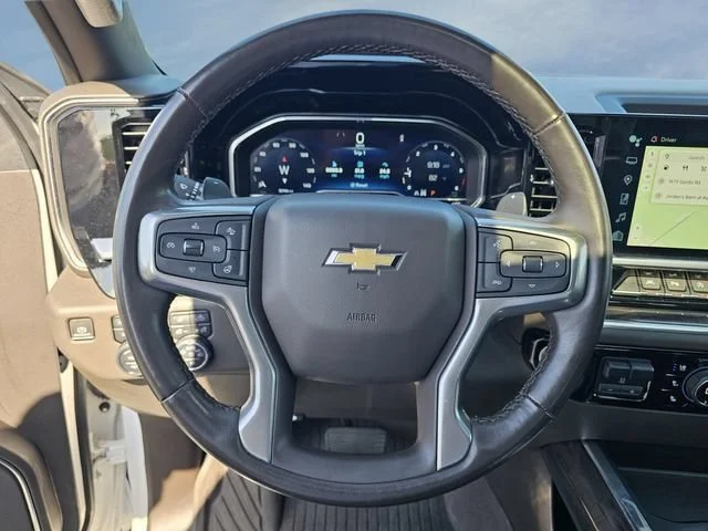 Used 2023 Iridescent Pearl Tricoat Chevrolet LTZ image 21