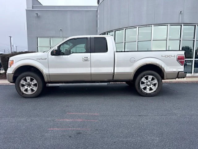 Used 2012 White Ford Lariat image 11