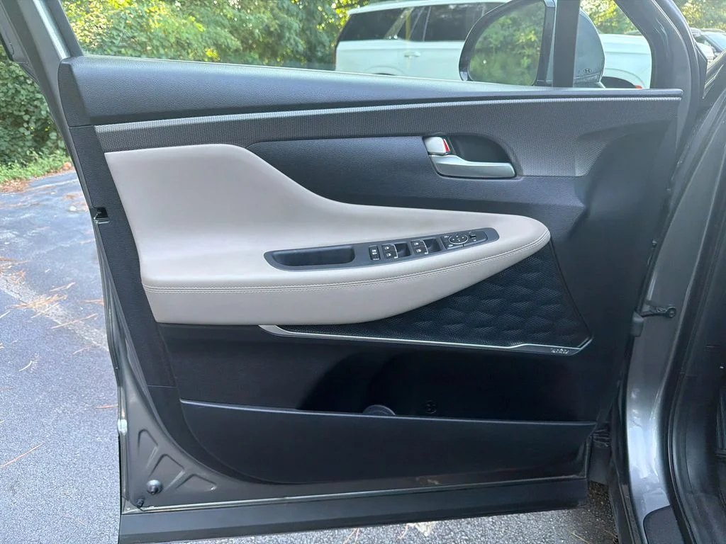 Used 2020 Gray Hyundai SEL image 10