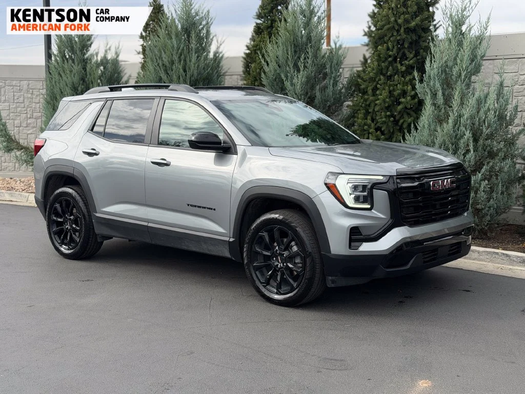 Used 2026 Silver GMC Elevation image 10